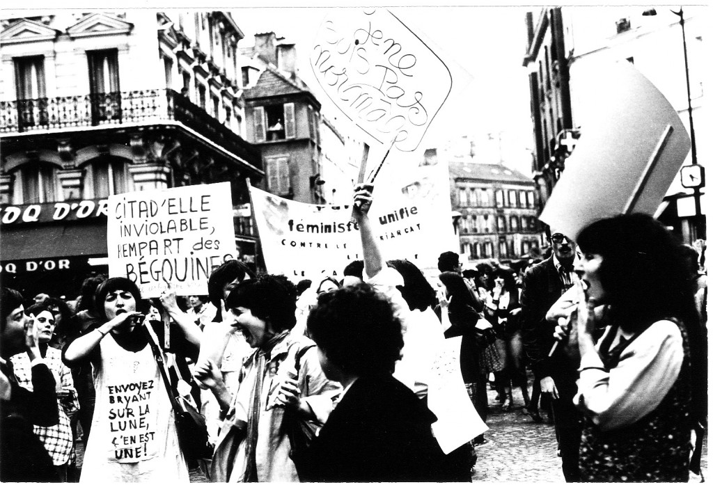 Manifestation à Paris contre la répression de l'homosexualité